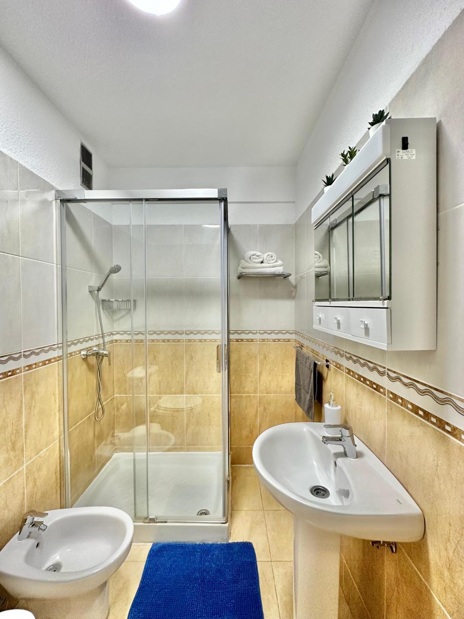 Sunbeach Apartment أرونا المظهر الخارجي الصورة